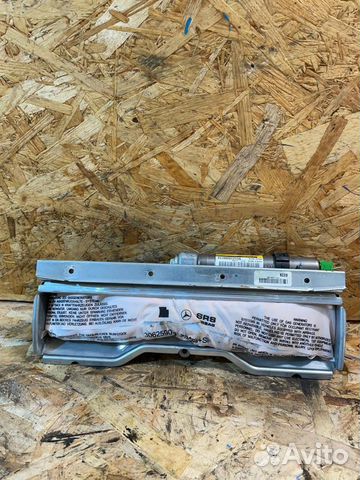 Подушка безопасности в колени Мерседес W204 W212