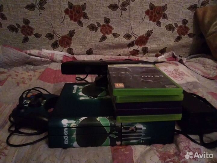 Xbox 360 elite+ Kinect