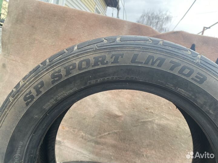Dunlop SP Sport LM703 215/60 R17