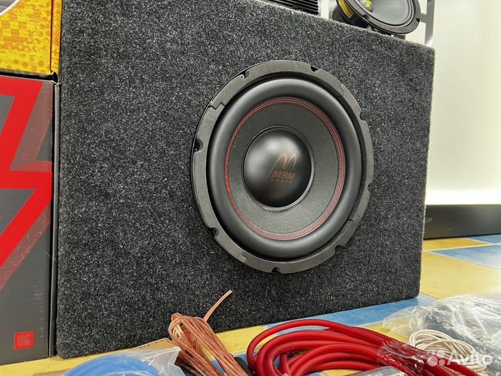 Комплект акустики в автомобили без магнитолы