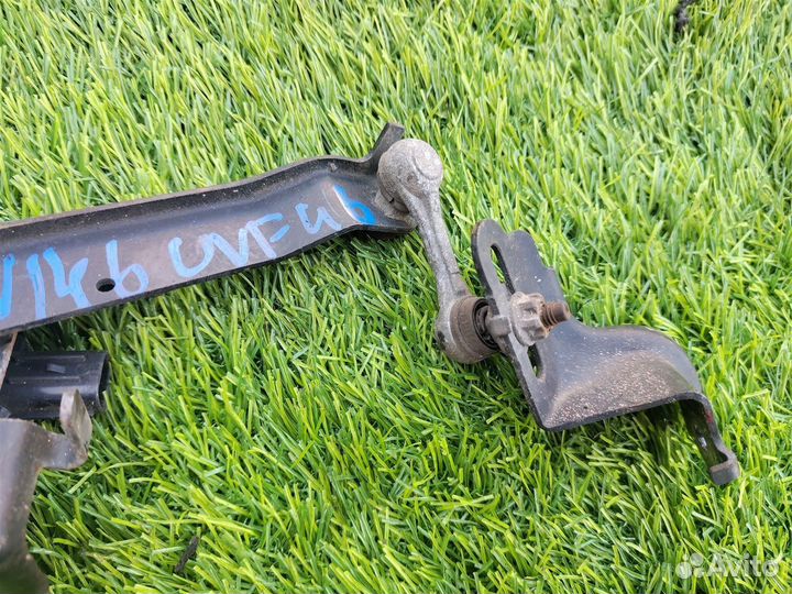 Датчик высоты дорожного просвета задний левый