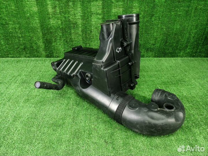 Корпус воздушного фильтра Audi Q3 8U