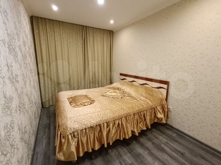 2-к. квартира, 56 м², 2/5 эт.