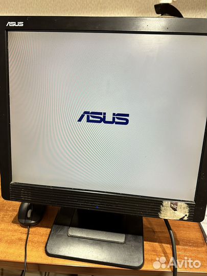 Монитор Asus