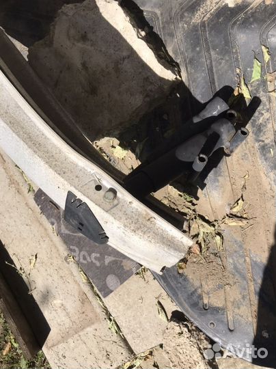 Усилитель заднего бампера audi a6 c5