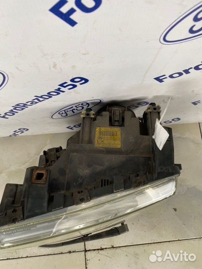 Фара передняя левая Land Rover Range Rover L322