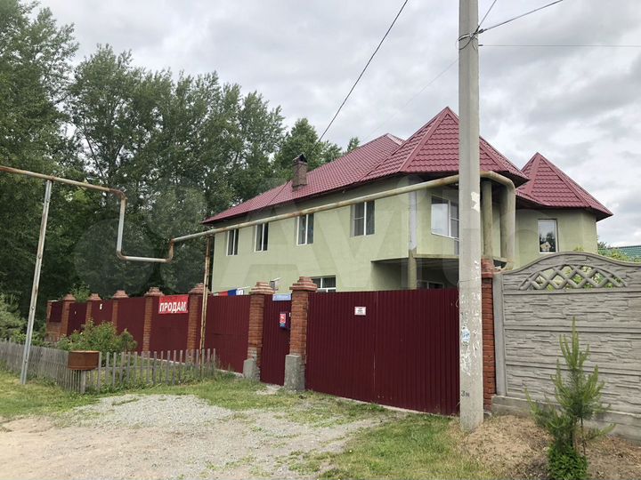 Дом 285,5 м² на участке 7,6 сот.