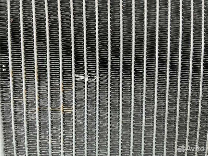 Радиатор охлаждения двигателя Hyundai Santa Fe