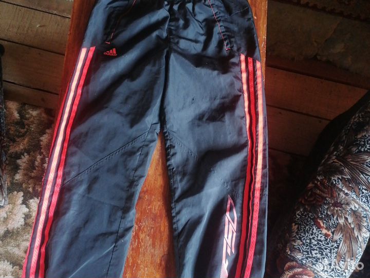 Спортивные брюки