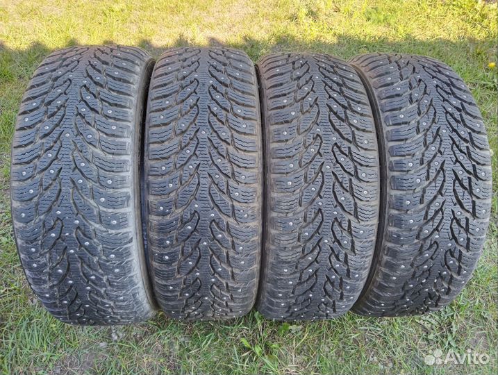 Nokian Tyres Hakkapeliitta 9 SUV 215/55 R18 99T