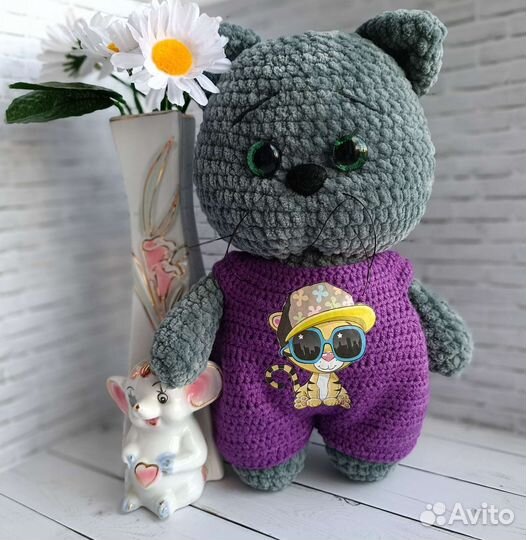 Вязанный кот игрушка