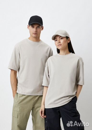 Uniqlo футболки