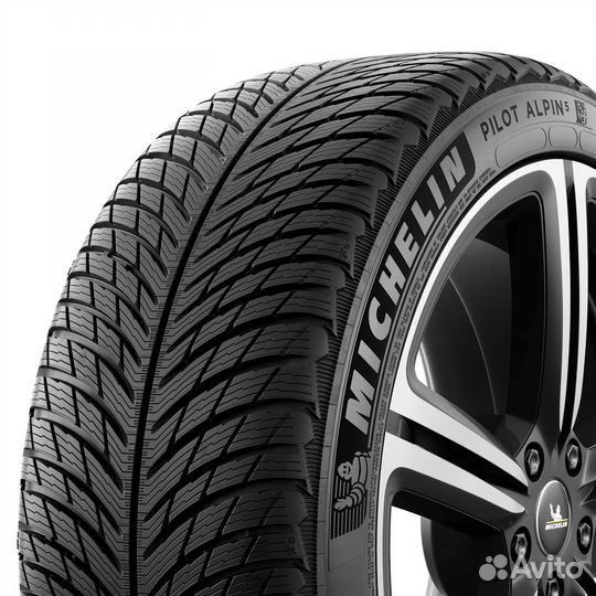Michelin Pilot Alpin 5 225/45 R18 95H