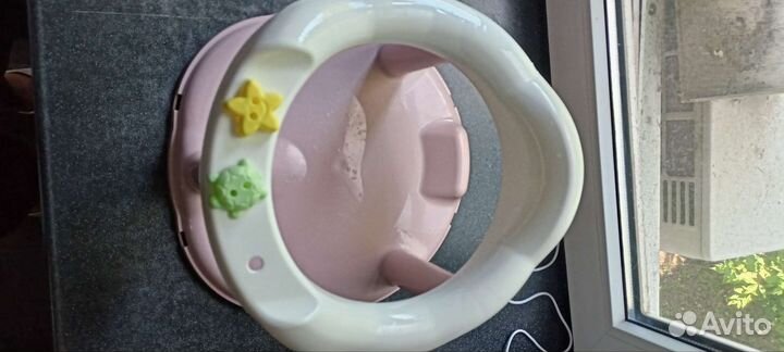 Стульчик для купания в ванной