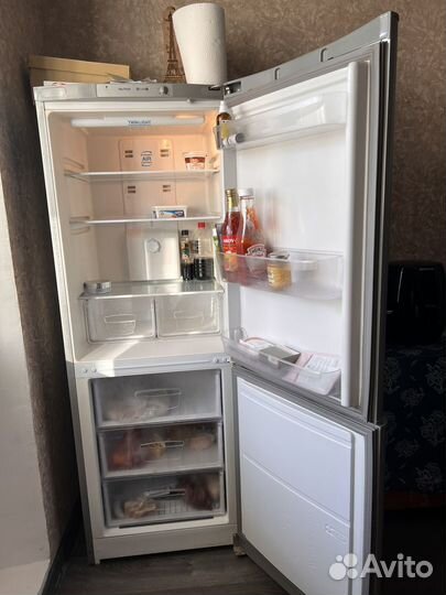 Холодильник бу indesit