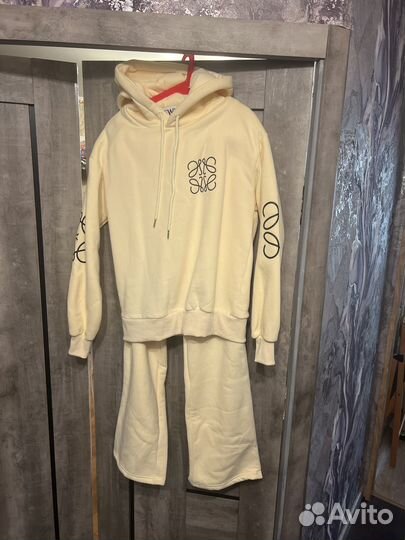 Костюм тройка женский 46