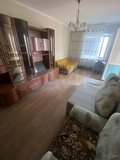 2-к. квартира, 80 м², 7/12 эт.