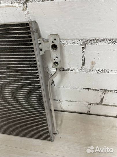 Радиатор кондиционера bmw f10