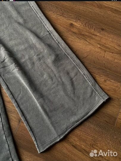 Широкие штаны Jaded London Monster