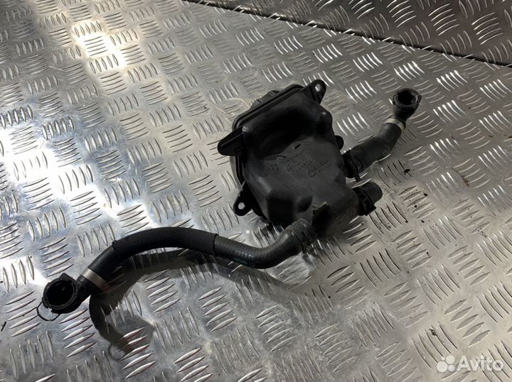 Расширительный бачок N63B44 4.4i