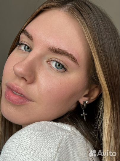 Мастер бровист