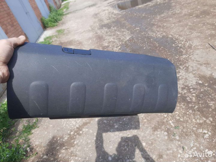 Бардачек ниссан патфайндер