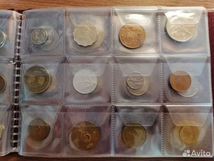 Альбом с монетами