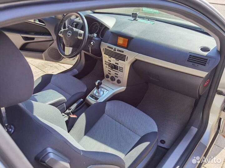 Opel Astra GTC 1.6 AMT, 2008, 55 000 км