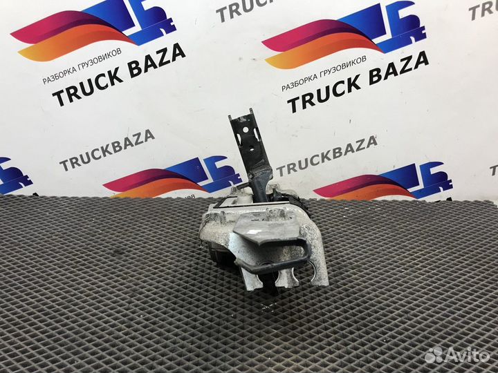 1925894 Кронштейн крепления кулисы Daf XF106