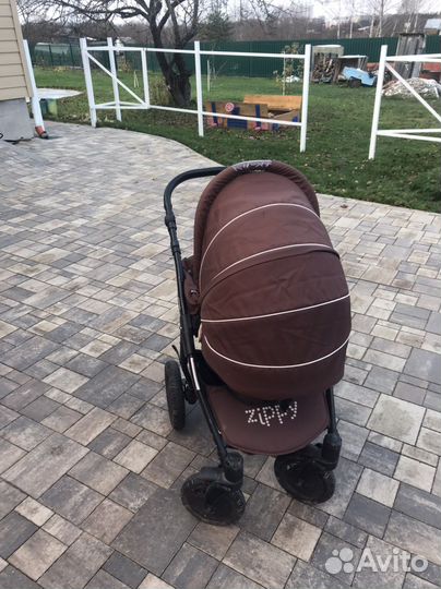 Коляска zippy прогулочная