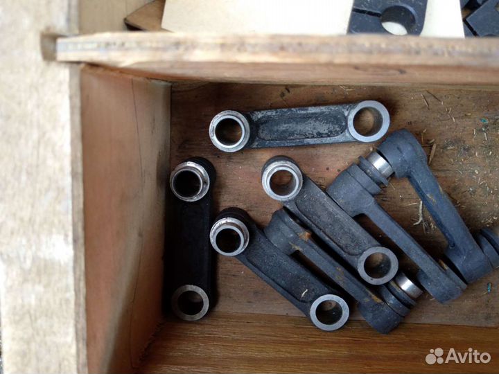 Запасные части для швейных машинок pfaff