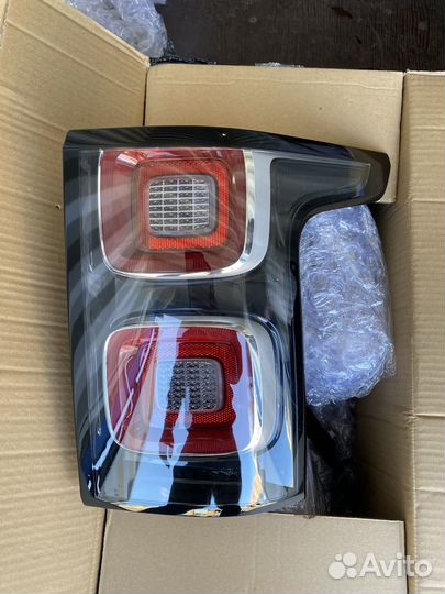 Range Rover Vouge 4 Оригинал задний фонари