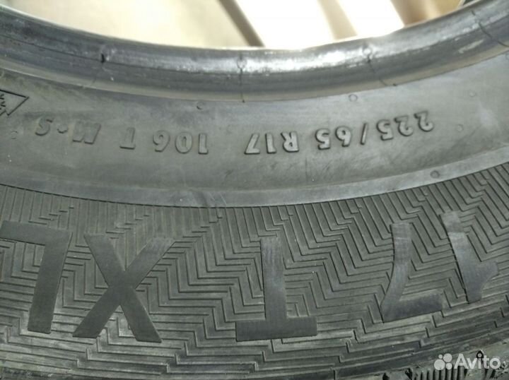 Gislaved Nord Frost 200 225/65 R17 106T