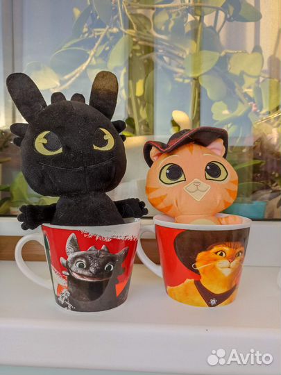 Игрушка в кружке магнит Кот в сапогах Беззубик