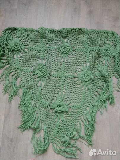 Большой вязаный платок новый