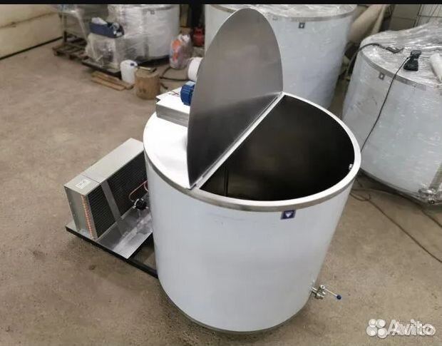 Охладитель молока открытого типа 500 литров