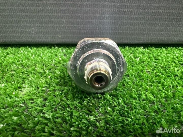 Датчик давления масла двс Infiniti Qx50 J55 2.0