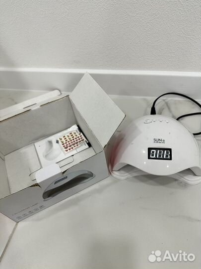 Лампа для ногтей