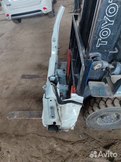 Стойка кузова (8) правая Toyota Corolla Fielder