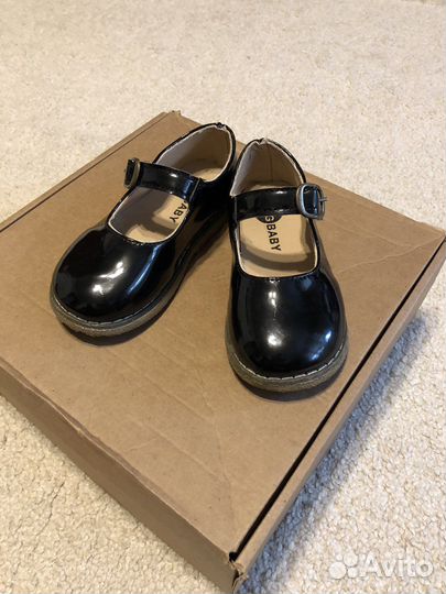 Туфли праздничные для девочки 26размер, 15-15,5 см