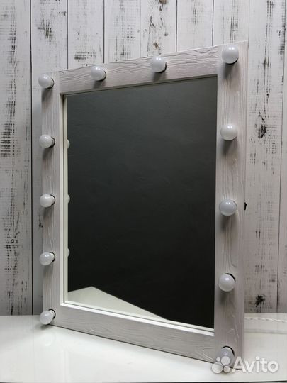 Зеркало с подсветкой