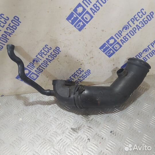 Патрубок Mercedes-Benz Ml W163 кроссовер 4.3