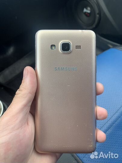 Телефон Samsung