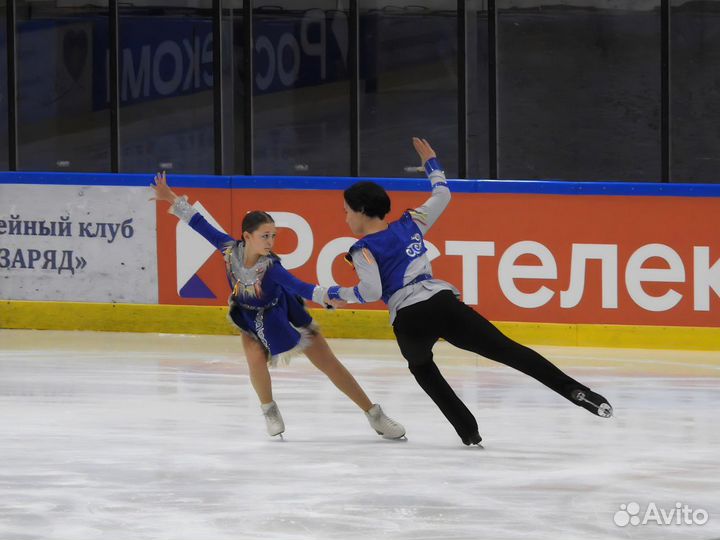 Тренер по фигурному катанию