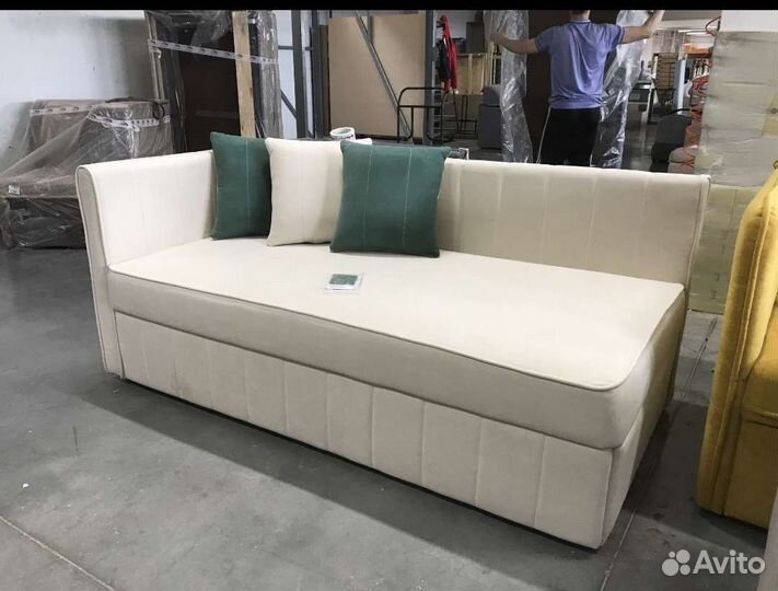 Детская кровать диван с матрасом