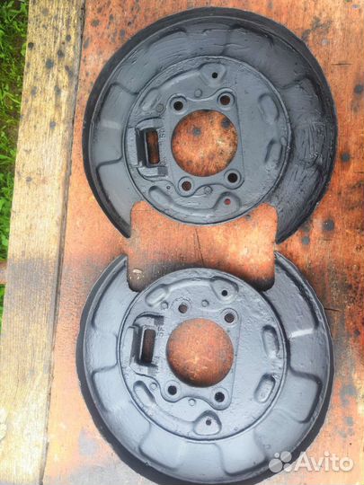 Защитный кожух тормозного диска hyundai sonata nf