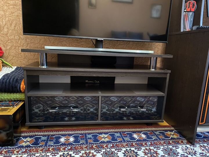 Тумба под телевизор