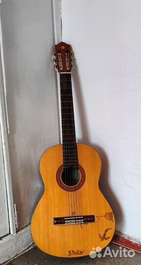 Классическая гитара yamaha C40