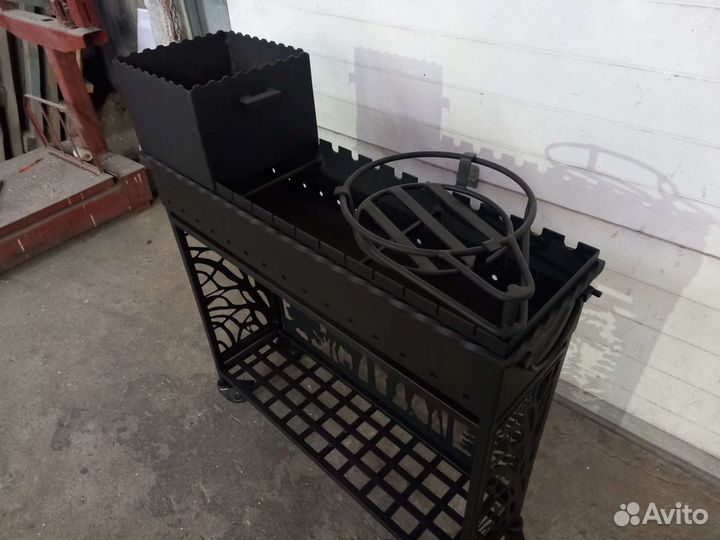 Мангал на колесах