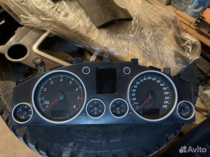 Приборная панель touareg